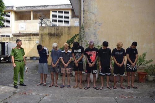 Bắt nhóm đối tượng manh động cướp tài sản của người đi đường