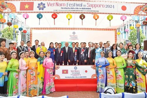 Tưng bừng sắc màu Lễ hội Việt Nam tại thành phố Sapporo, Nhật Bản