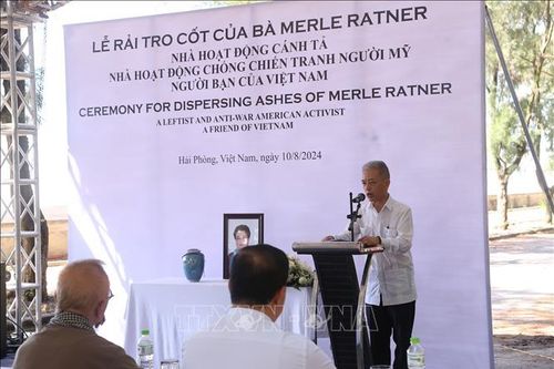 Lễ rải tro cốt nhà hoạt động cánh tả người Mỹ Merle Ratner tại Hải Phòng