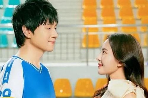 Tái xuất với MV phim ngắn 'Không phẩy tám phần trăm', Vương Anh Tú mong muốn điều gì?