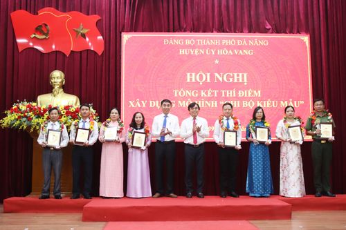 Huyện ủy Hòa Vang công nhận 17 chi bộ kiểu mẫu
