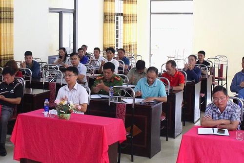 Hội nghị tiếp xúc cử tri sau Kỳ họp thứ 21 HĐND tỉnh, huyện tại xã Tà Tổng
