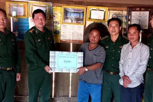 Xây dựng biên cương vững chắc
