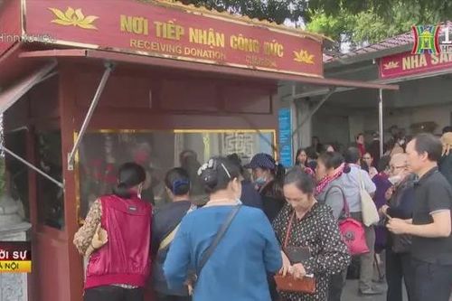 Thủ tướng yêu cầu quản lý tiền tài trợ tại di tích