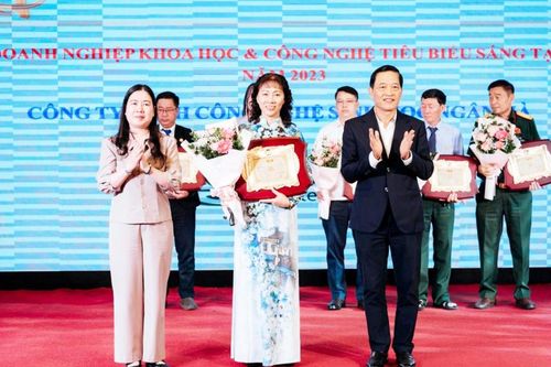Nữ doanh nhân bảo tồn nguồn gen dược liệu quý