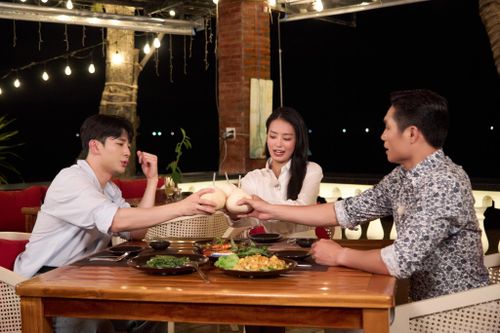 Mạnh Kiên gây sốc khi bỏ về trong buổi hẹn hò với Á hậu Khánh Linh
