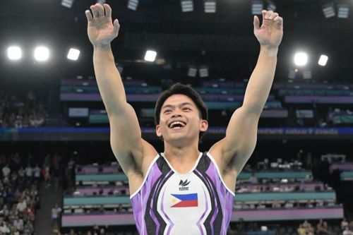 'Người hùng Olympic' phá vỡ định kiến giới trong thể thao Philippines