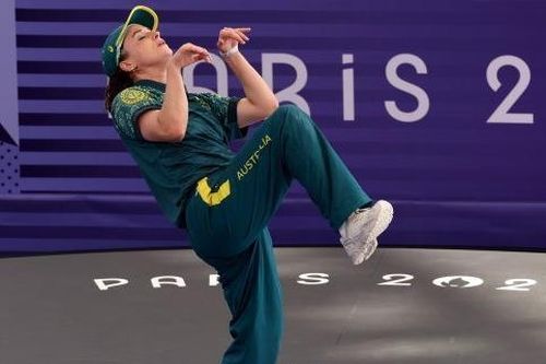 VĐV breakdance bị chế giễu vì 'nhảy như kangaroo' ở Olympic