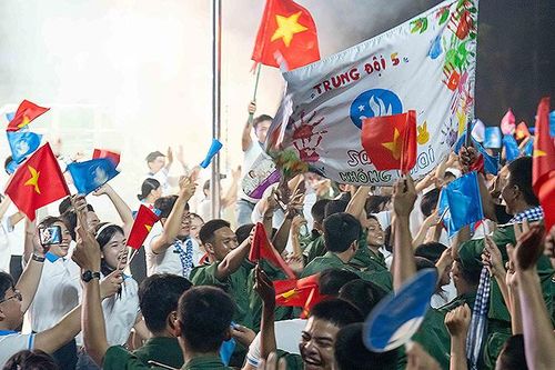 Một thập kỷ bắc những nhịp cầu nối tình quân dân nơi đầu sóng