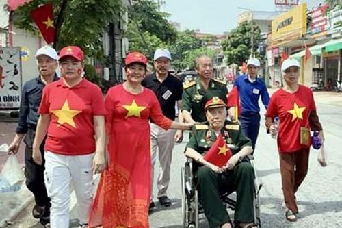 Vị tướng xe tăng và 2 lần dọa 'trốn'