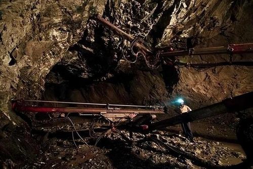 Bí ẩn 'mỏ vàng giàu nhất thế giới' không ai dám khai thác