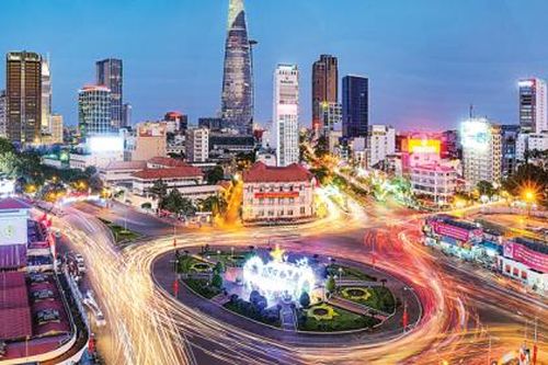 Xây dựng TP.HCM trở thành trung tâm dịch vụ lớn