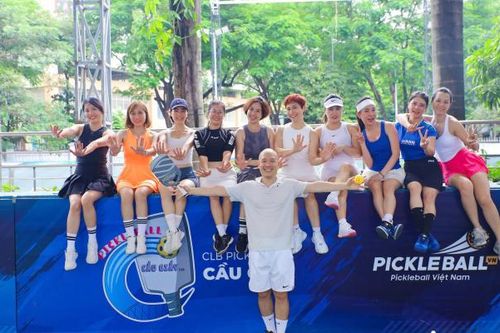 Môn thể thao Pickleball có gì đặc biệt mà đang gây sốt tại Hà Nội?