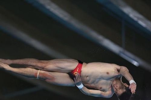 Trung Quốc thống trị tuyệt đối môn nhảy cầu ở Olympic Paris 2024