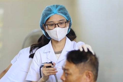 Nghệ An: Khám, phát thuốc miễn phí cho hơn 1.300 người