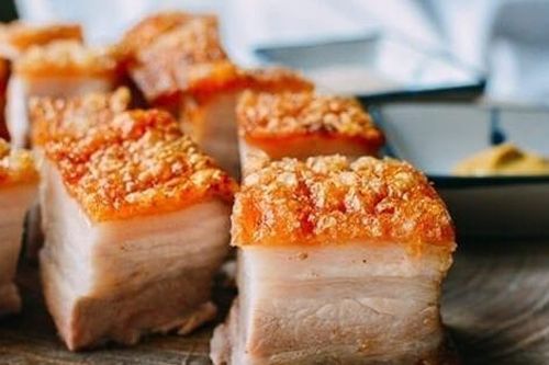 Ba mối nguy tiềm ẩn và một điều tối kỵ khi ăn thịt lợn