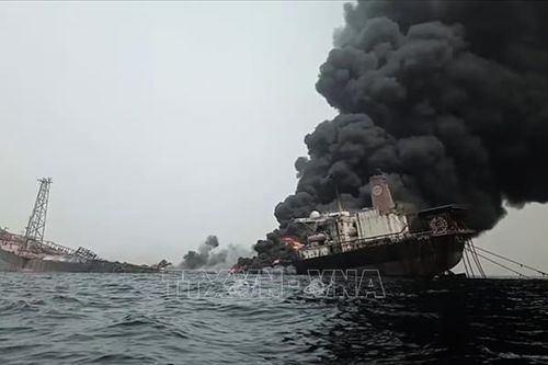 Nigeria: Động cơ phát nổ là nguyên nhân khiến thuyền bốc cháy