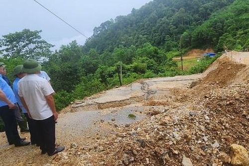 Khẩn trương chống sạt lở trước mùa mưa bão – Bài 1: Phập phồng những nỗi lo