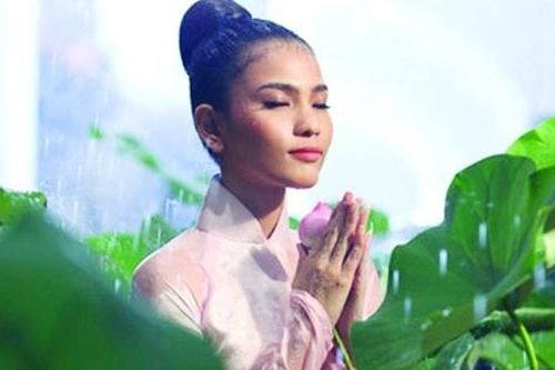 'Mỹ nhân ăn chay hấp dẫn nhất châu Á', nhan sắc 'bất biến' với thời gian