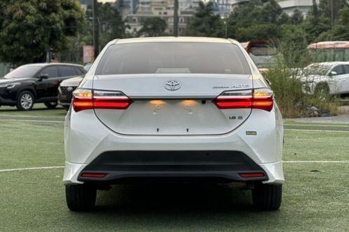 Ngỡ ngàng giá bán của Toyota Corolla Altis sau 3 năm sử dụng