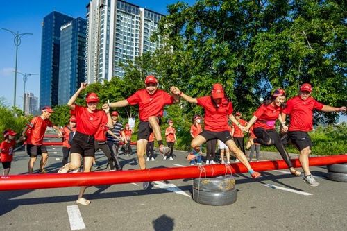 Hơn 1.000 người tham gia sự kiện kết nối 'Dai-ichi Life – Cung đường yêu thương 2024'