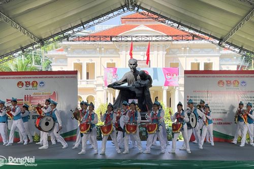 Nhà thiếu nhi Đồng Nai đạt danh hiêu biểu diễn trống kèn xuất sắc tại Liên hoan Tiếng kèn Đội ta khu vực phía Nam lần thứ X năm 2024