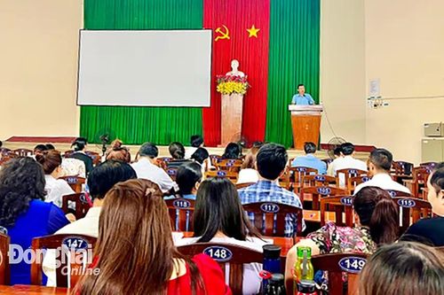 Bồi dưỡng nghiệp vụ công tác văn phòng cấp ủy tại Thành ủy Biên Hòa