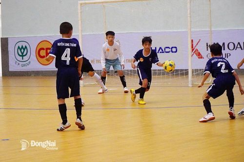 Giải bóng đá nhi đồng cúp Báo Đồng Nai - C.P. Việt Nam lần 20: Long Thành giành vé vào bán kết; Xuân Lộc, Định Quán chiếm ưu thế