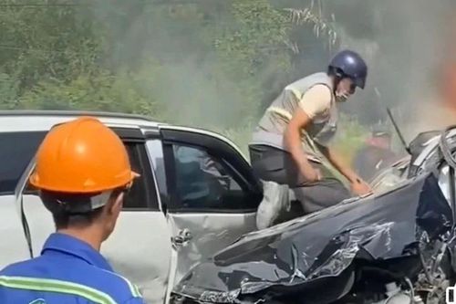 Trao học bổng cho con gái người trực tiếp cứu tài xế trong vụ tai nạn liên hoàn trên cầu Phú Mỹ