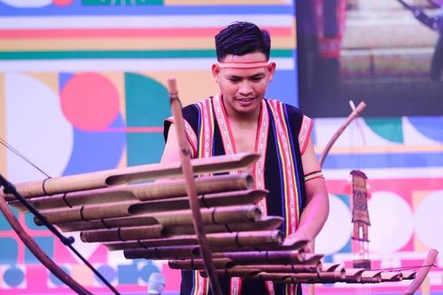 Puih Bơn: Người đam mê nhạc cụ truyền thống
