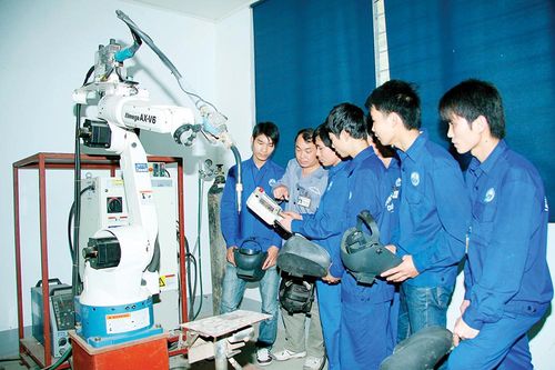 Nâng tầm kỹ năng lao động