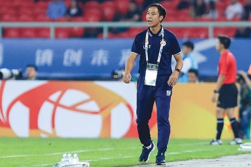 Thời của huấn luyện viên nội