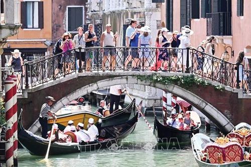 Quy định giới hạn đoàn du lịch mới được chào đón nồng nhiệt tại Venice