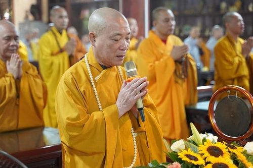 Hà Nội: Trang nghiêm lễ tạ pháp tại trường hạ tổ đình Bồ Đề Phật lịch 2568