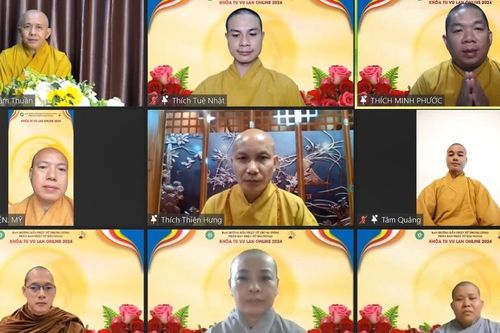 Gần 200 Phật tử hải ngoại tham gia khóa tu Vu lan - Báo hiếu online 'Bóng cả đời con'