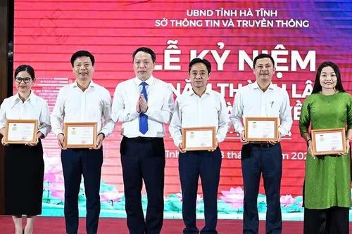 Hà Tĩnh đẩy mạnh chuyển đổi số để phát triển kinh tế