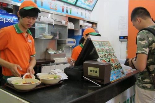 Đề xuất sinh viên được làm thêm tối đa 24 giờ/tuần
