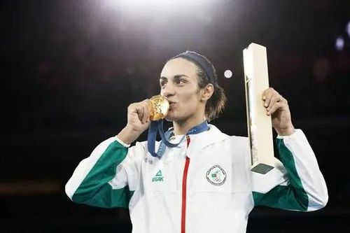 Imane Khelif vẫn giành HCV trước những đồn đoán về giới tính