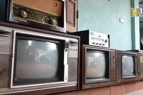 Độc đáo thú sưu tầm ti vi cũ