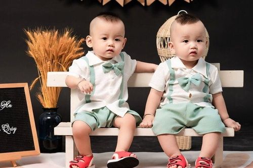 Hạnh phúc được làm mẹ sau hơn một thập kỷ tìm con