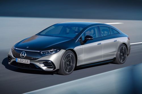 Mercedes nổi bật trong danh sách xe điện hạng sang phân phối tại thị trường Việt