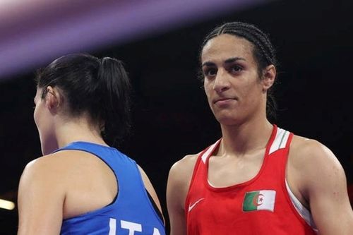 Bị quấy rối trên mạng, võ sĩ bị nghi là đàn ông khởi kiện