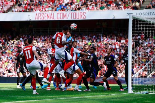 Highlights Arsenal 2-0 Lyon: Calafiori ra mắt