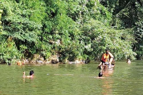 Tìm thấy thi thể hai nữ sinh rơi xuống sông Krông Nô