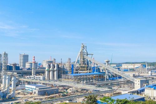 Quảng Ngãi: phát triển công nghiệp là mục tiêu đột phá và xuyên suốt