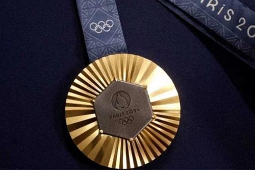 Huy chương vàng Olympic Paris 2024 có giá trị cao kỷ lục