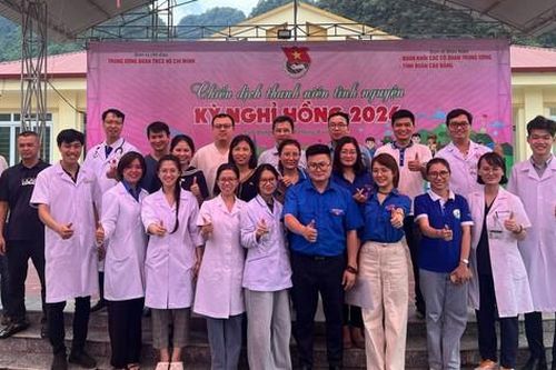 Chiến dịch 'Kỳ nghỉ hồng' 2024: Chung tay lan tỏa tinh thần nhân ái đến người dân vùng cao