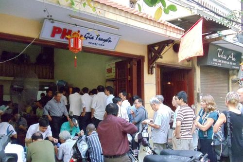 Phở Hà Nội, phở Nam Định và nghệ thuật trang trí cây Nêu của người Co được đưa vào danh mục Di sản văn hóa phi vật thể quốc gia