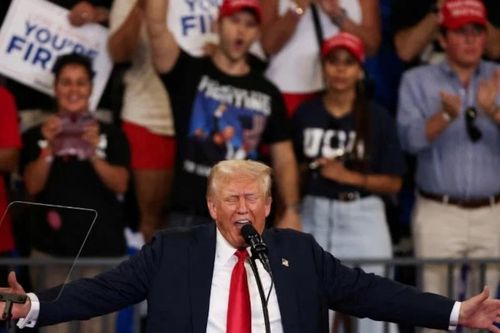 Chiến dịch tranh cử của ông Trump nêu tên quốc gia can thiệp bầu cử