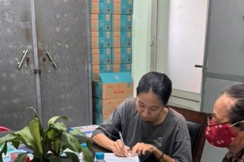 Người phụ nữ chạy ô tô ngược chiều trên Quốc lộ 13 đến công an trình diện